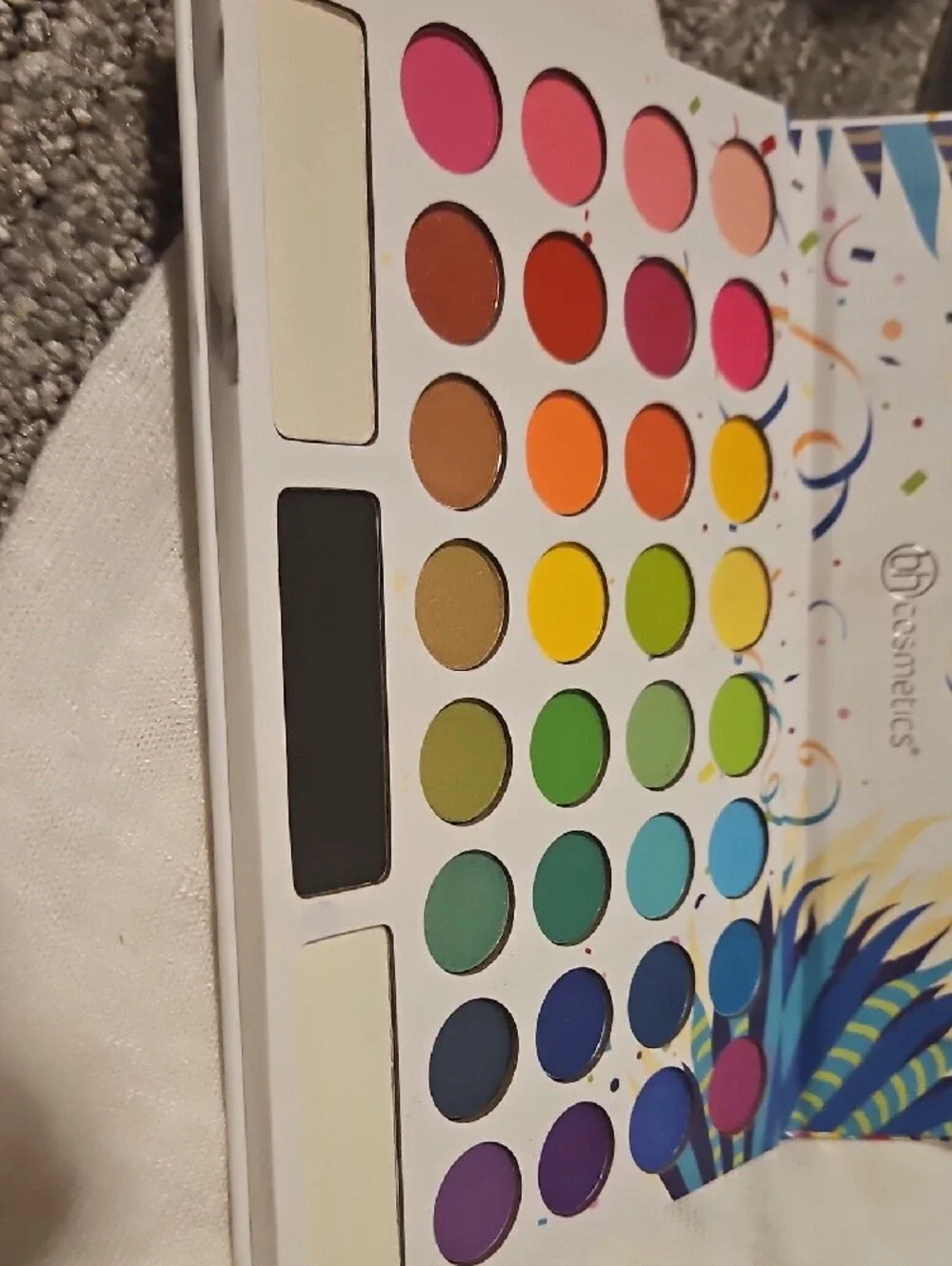 bh Cosmetics Bright Color Eyeshadow Palette - Rainbow Shades